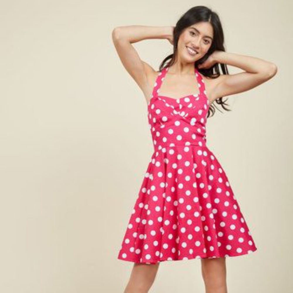 EUC travelling cake pop dress in pink by IXIA